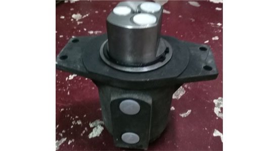 高空作業(yè)車(chē)中心回轉(zhuǎn)接頭(手動(dòng))